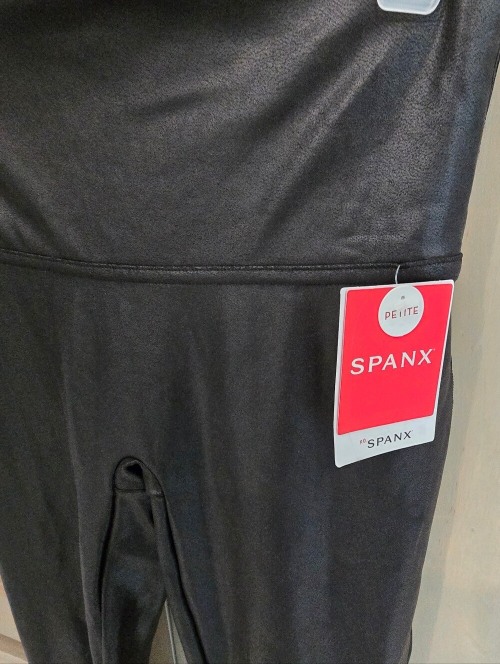 •NWT• SPANX Faux Leather High-Waist Jeggings Black Med Petite - Picture 5 of 6
